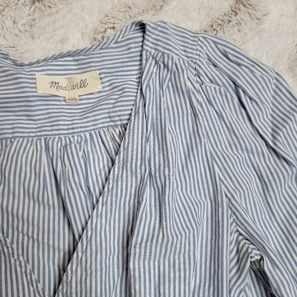 ✨️CL Madewell Blue White Stripe Cropped Top Sash Accent Size XXS - Picture 8 of 11